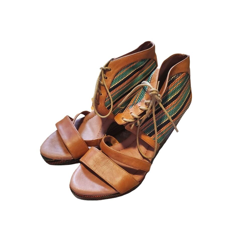 80%20 Size 8.5 Leather Erie Platform Tribal Wedge Leather Sandal Ties